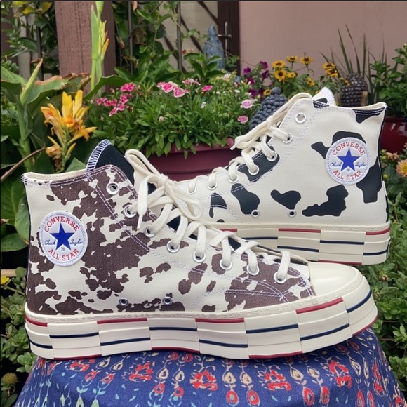 Detail Cow Print Converse Brain Dead Nomer 9