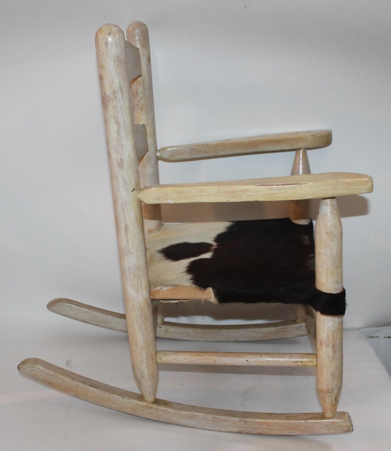 Detail Cow Rocking Chair Nomer 34