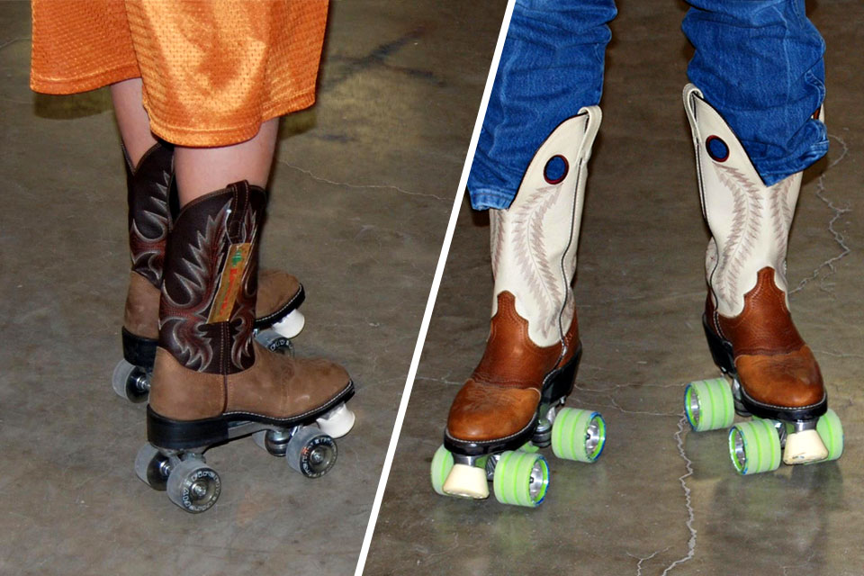 Detail Cowboy Roller Skates Nomer 2