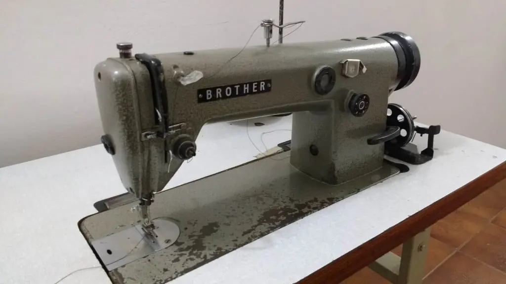 Detail Cowboy Vs Cobra Sewing Machine Nomer 28