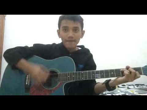 Detail Cowo Main Gitar Nomer 42