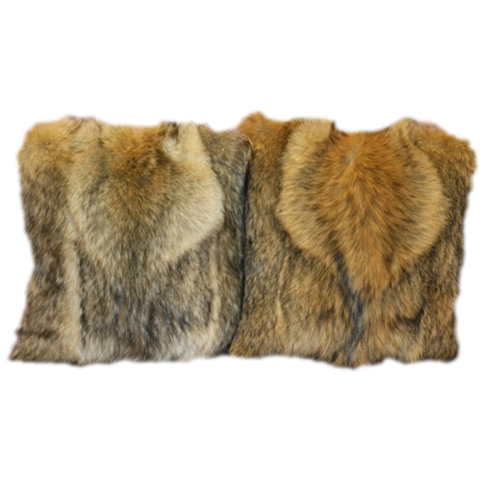 Detail Coyote Fur Pillow Nomer 11