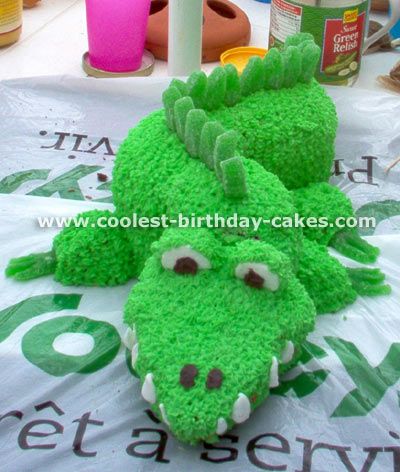 Detail Crocodile Cake Pan Nomer 2