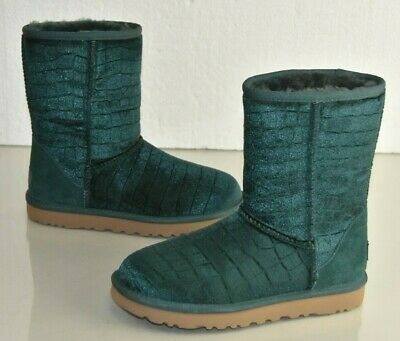 Detail Crocodile Ugg Boots Nomer 13