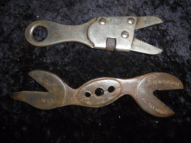 Detail Crocodile Wrench Nomer 24