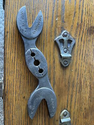 Detail Crocodile Wrench Nomer 37