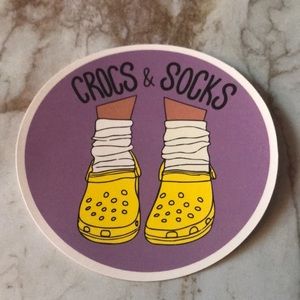 Detail Crocs And Socks Sticker Nomer 36