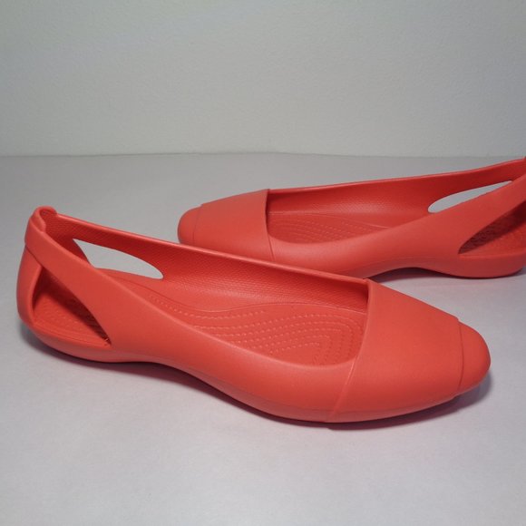 Detail Crocs Flame Nomer 56