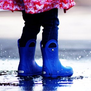 Detail Crocs Handle It Rain Boots Nomer 34