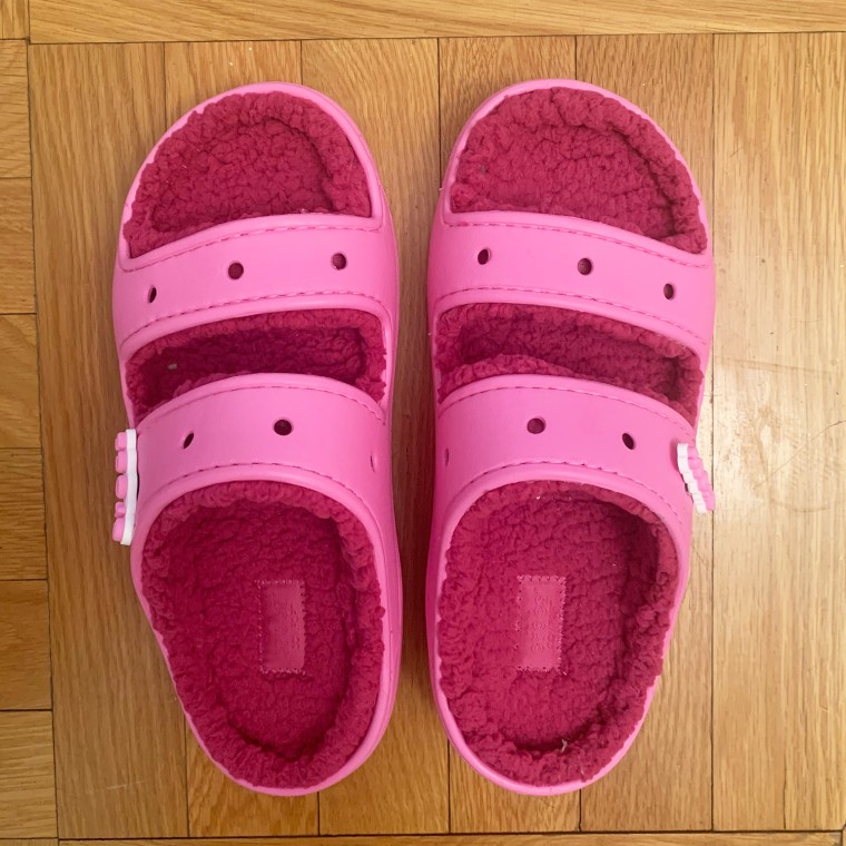 Detail Crocs Jesus Sandals Nomer 26