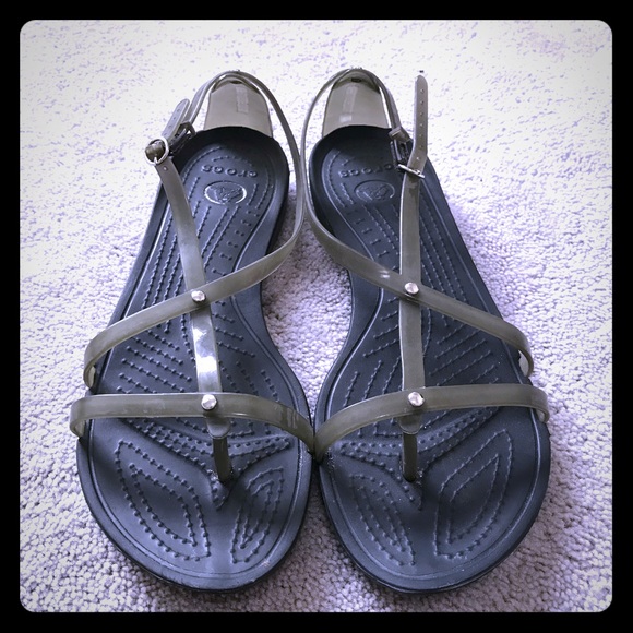 Detail Crocs Jesus Sandals Nomer 9