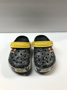 Detail Crocs Mickey Mouse Light Up Nomer 46