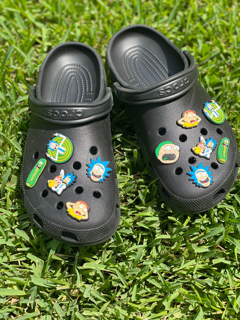 Detail Crocs Rick And Morty Nomer 34