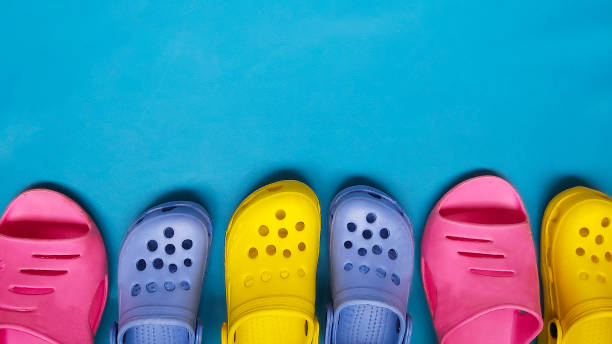 Detail Crocs Shoes Images Nomer 8