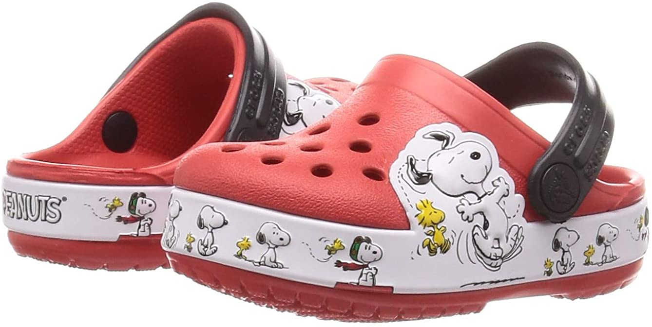 Detail Crocs Snoopy Nomer 44