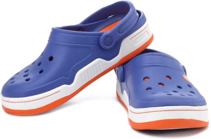 Detail Crocs Transformers Nomer 50