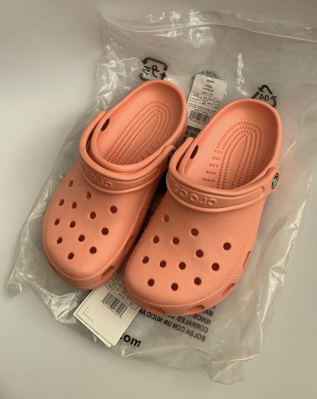 Detail Crocs Watermelon Nomer 31