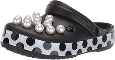 Crocs With Pearls - KibrisPDR