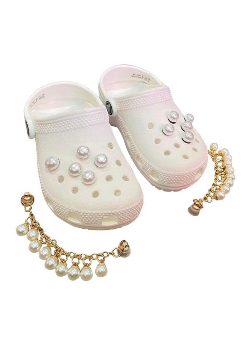 Detail Crocs With Pearls Nomer 22