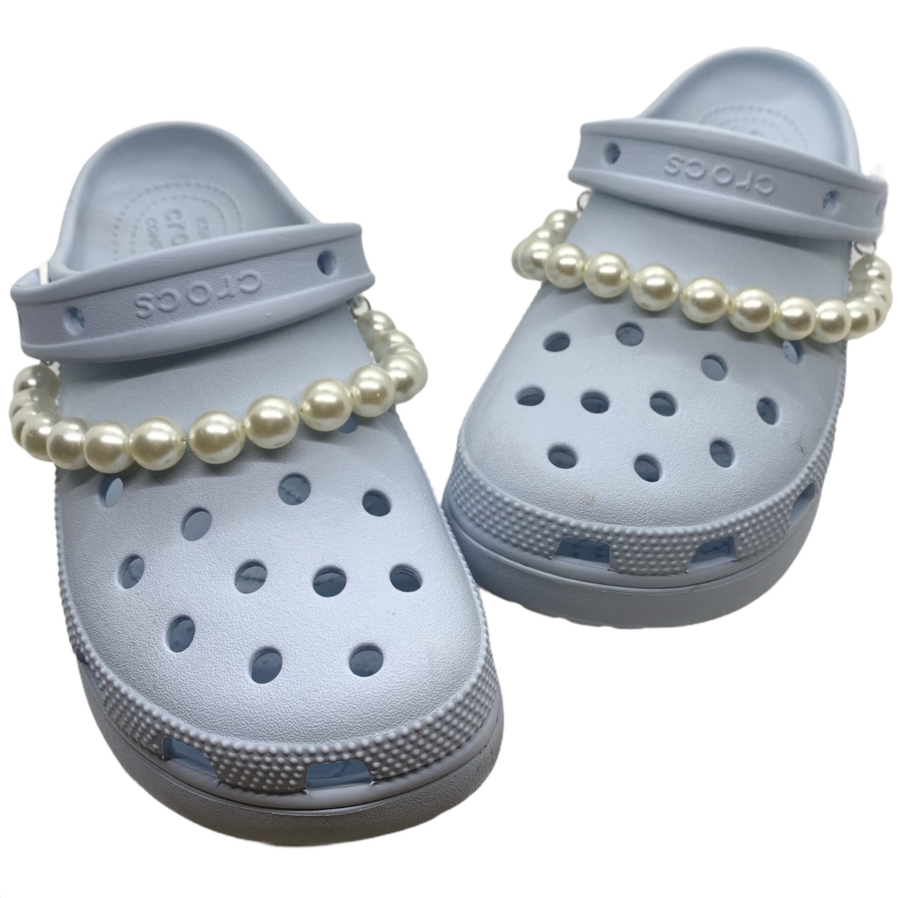 Detail Crocs With Pearls Nomer 8