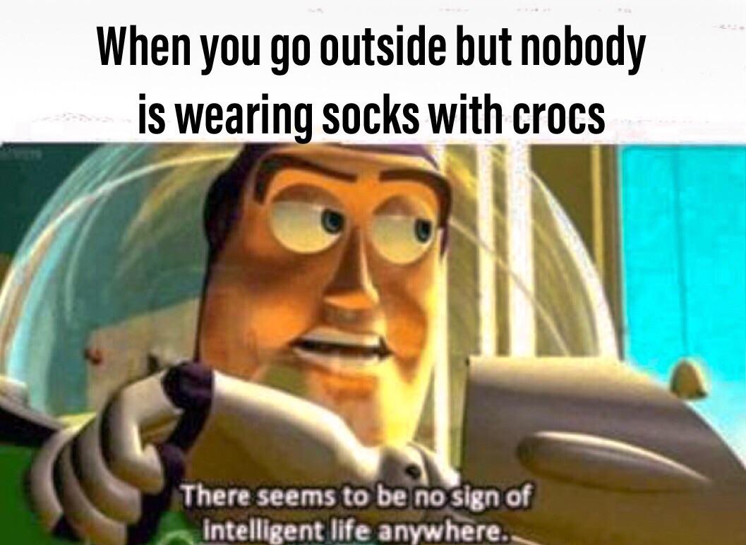 Detail Crocs With Socks Meme Nomer 25