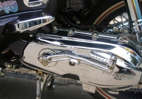 Detail Crom Mesin Motor Nomer 15