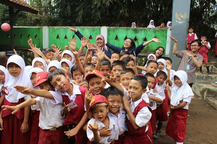 Detail Gambar Persatuan Dan Kesatuan Di Sekolah Nomer 44