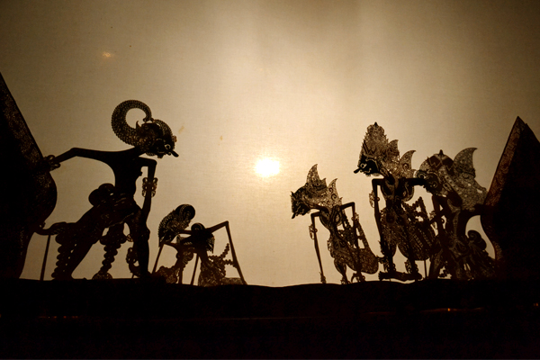 Detail Gambar Pertunjukan Wayang Kulit Nomer 18