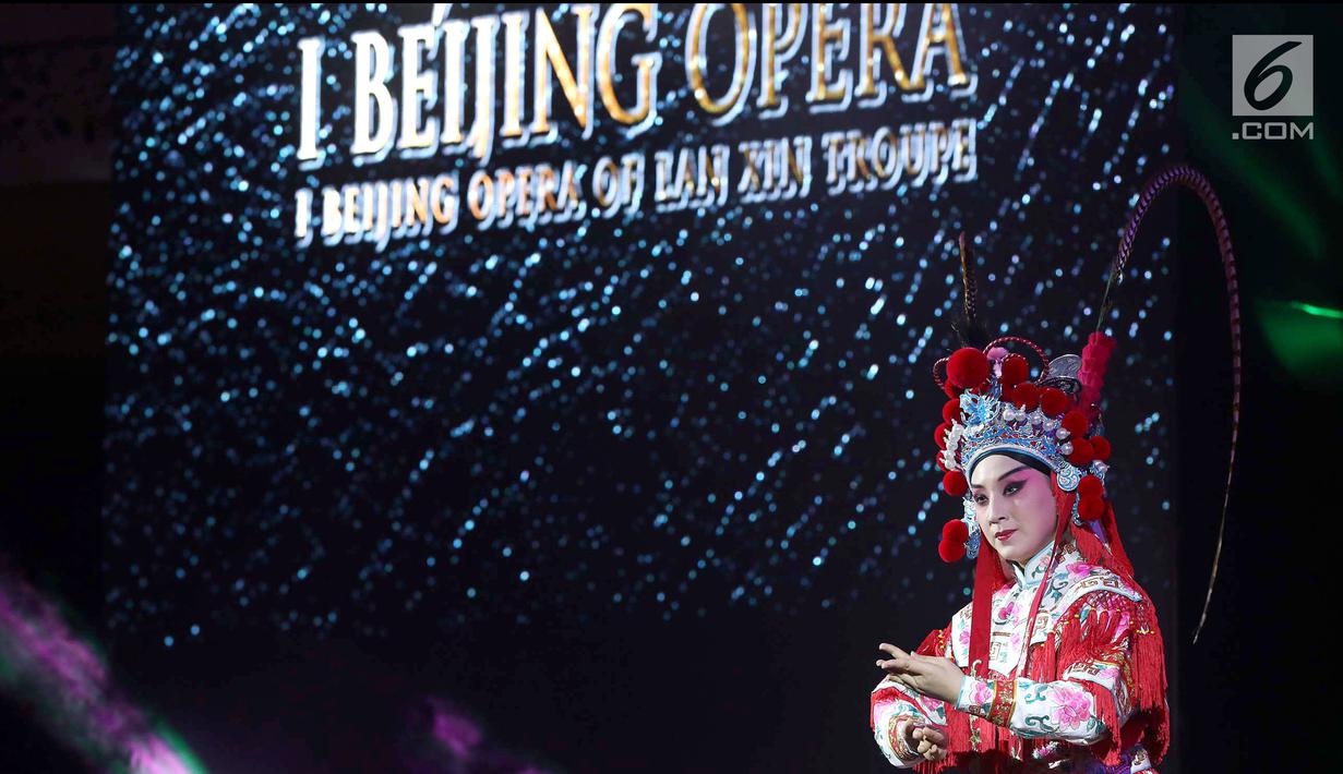 Detail Gambar Pertunjukkan Opera Jakarta Nomer 21