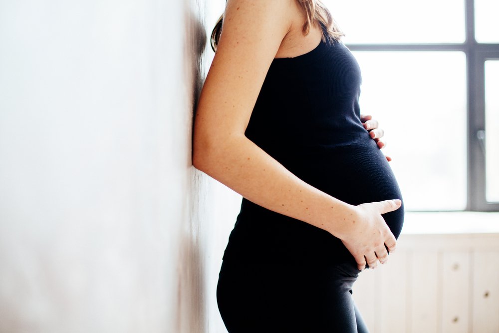 Detail Gambar Perut Ibu Hamil 4 Bulan Nomer 43