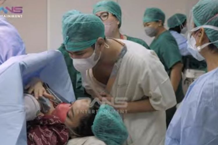 Detail Gambar Perut Saat Operasi Caesar Nomer 10