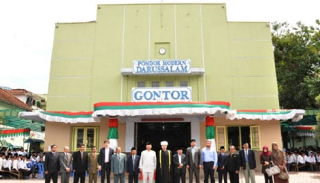 Detail Gambar Pesantren Gontor Nomer 39