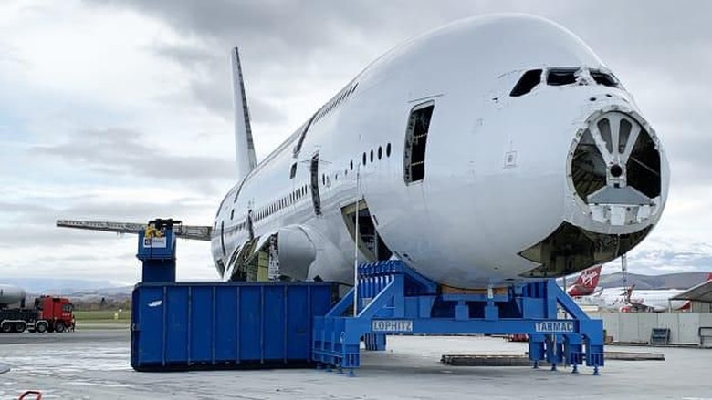 Detail Gambar Pesawat Airbus A380 Nomer 42