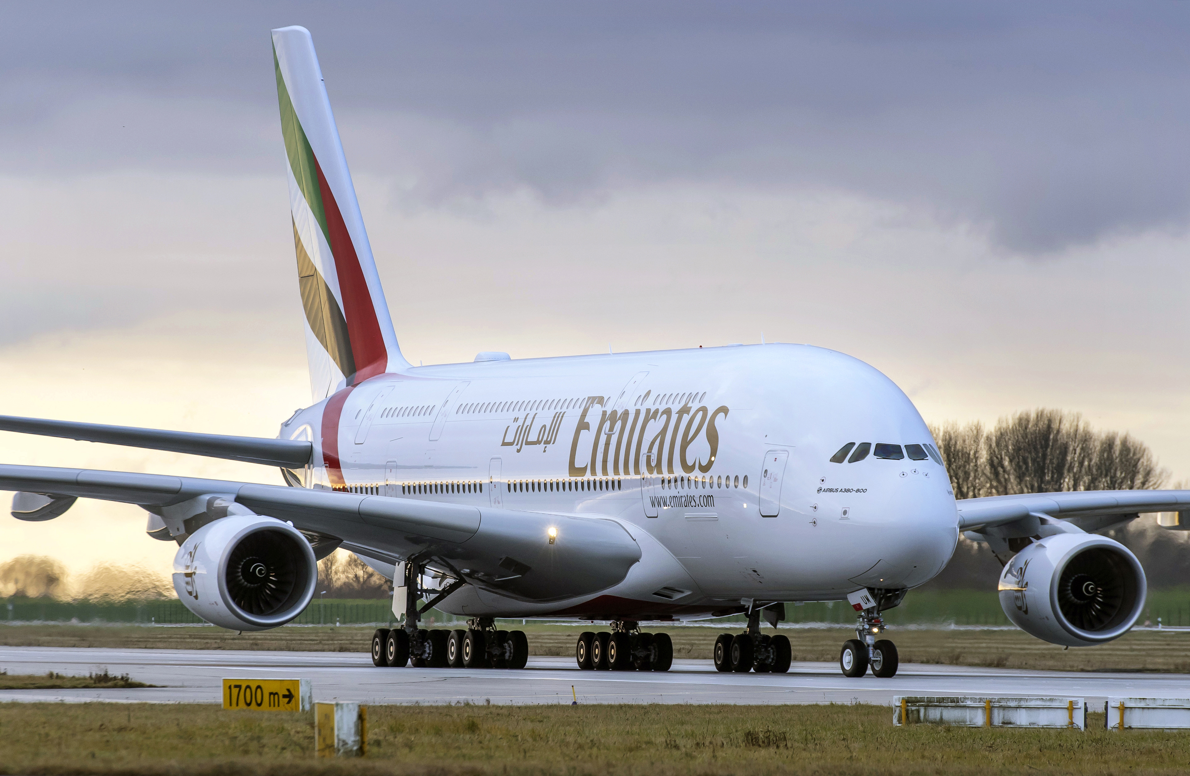 Detail Gambar Pesawat Airbus A380 Nomer 8