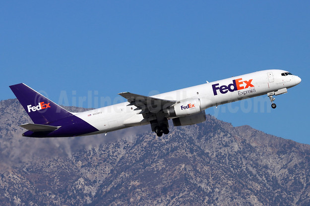 Detail Gambar Pesawat Fedex Nomer 40