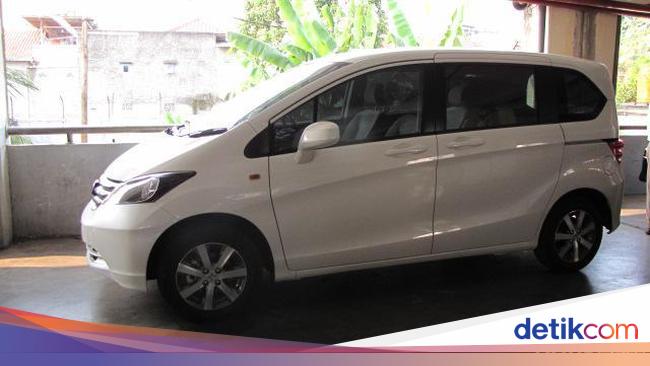 Detail Gambar Pesawat Gambar Mobil Fred Nomer 17