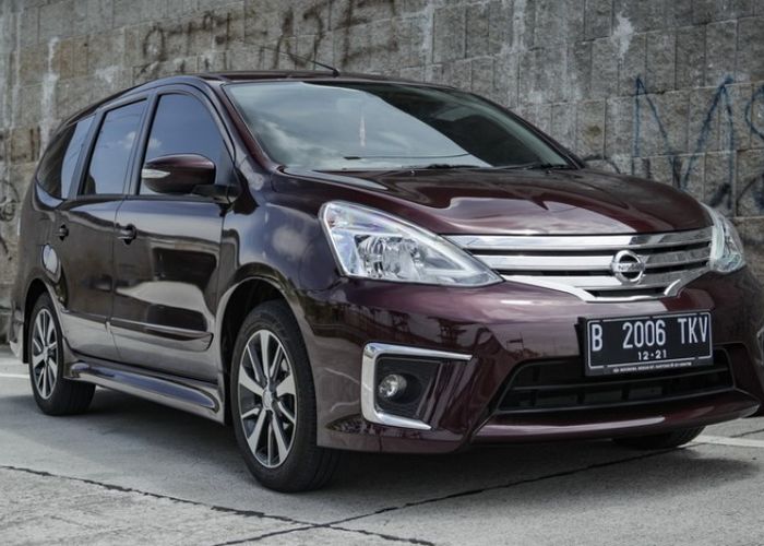 Detail Gambar Pesawat Gambar Mobil Nisan Grand Livina Nomer 32