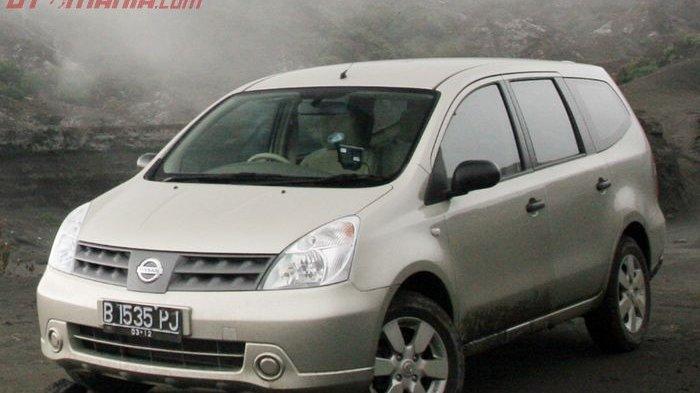 Detail Gambar Pesawat Gambar Mobil Nisan Livina Nomer 17