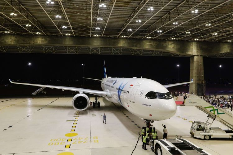 Detail Gambar Pesawat Garuda Indonesia Terbaru Nomer 5