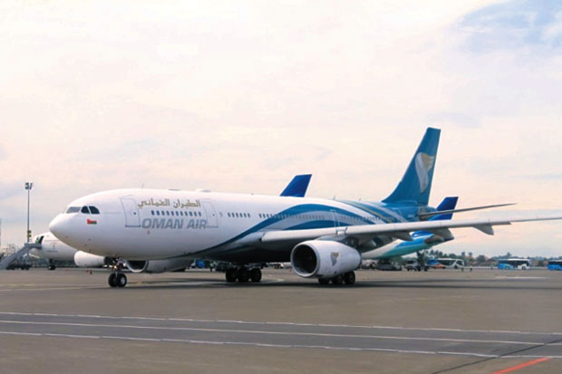 Detail Gambar Pesawat Oman Air Nomer 23