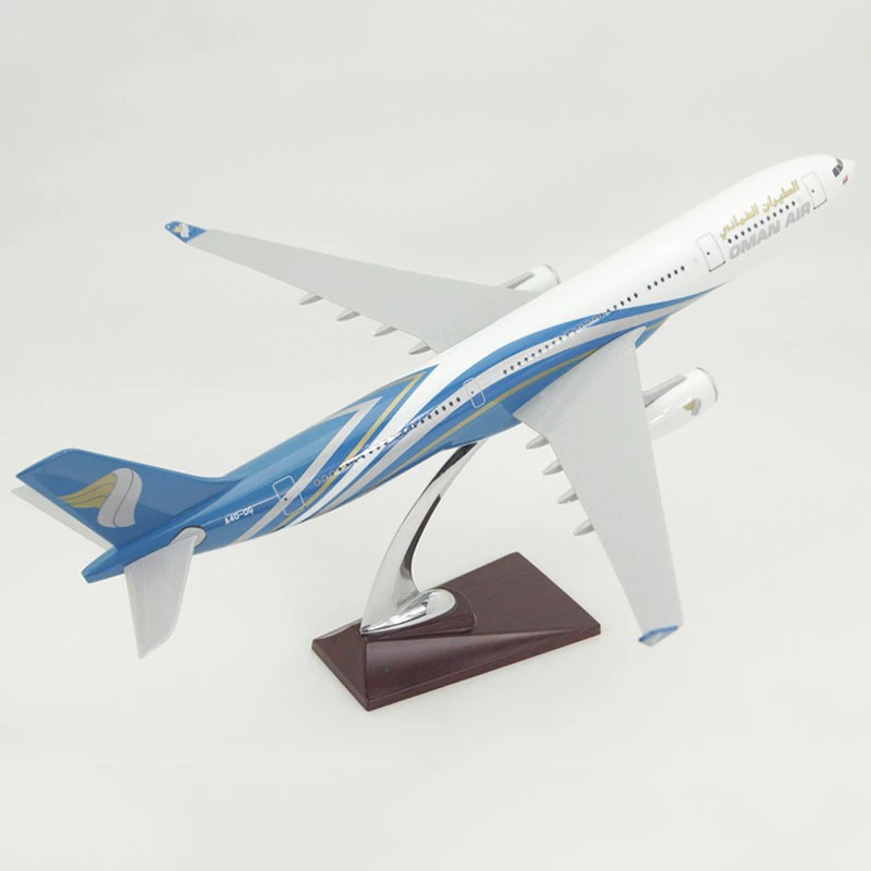 Detail Gambar Pesawat Oman Air Nomer 51