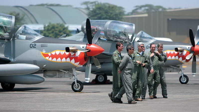 Detail Gambar Pesawat Super Tucano Nomer 10