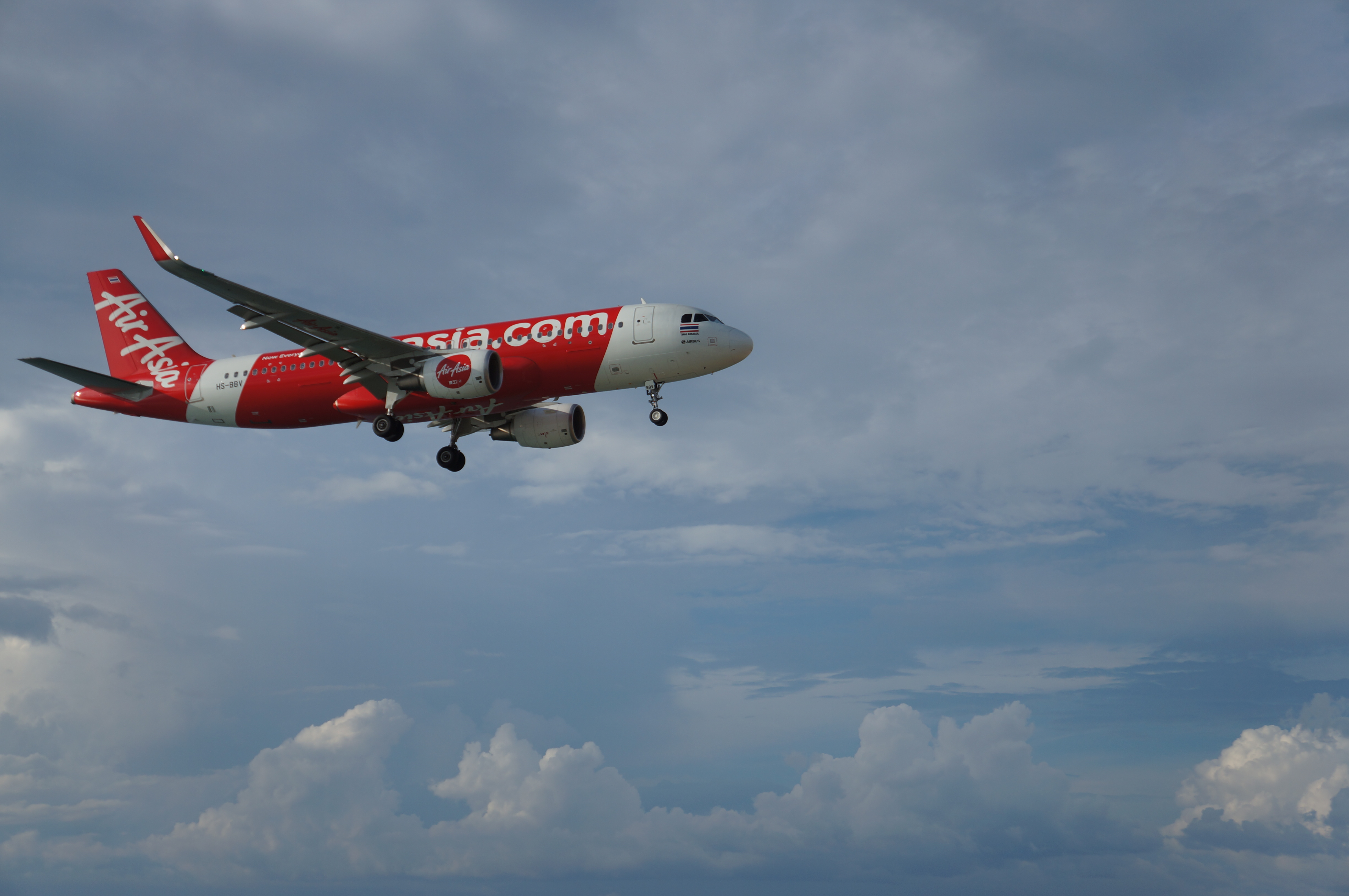 Detail Gambar Pesawat Terbang Air Asia Nomer 34