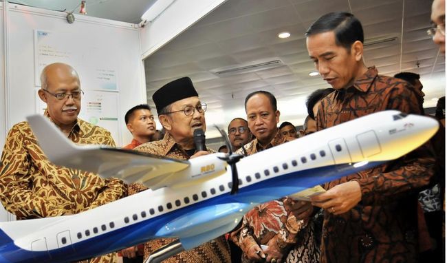 Detail Gambar Pesawat Terbang Di Indonesia Nomer 27