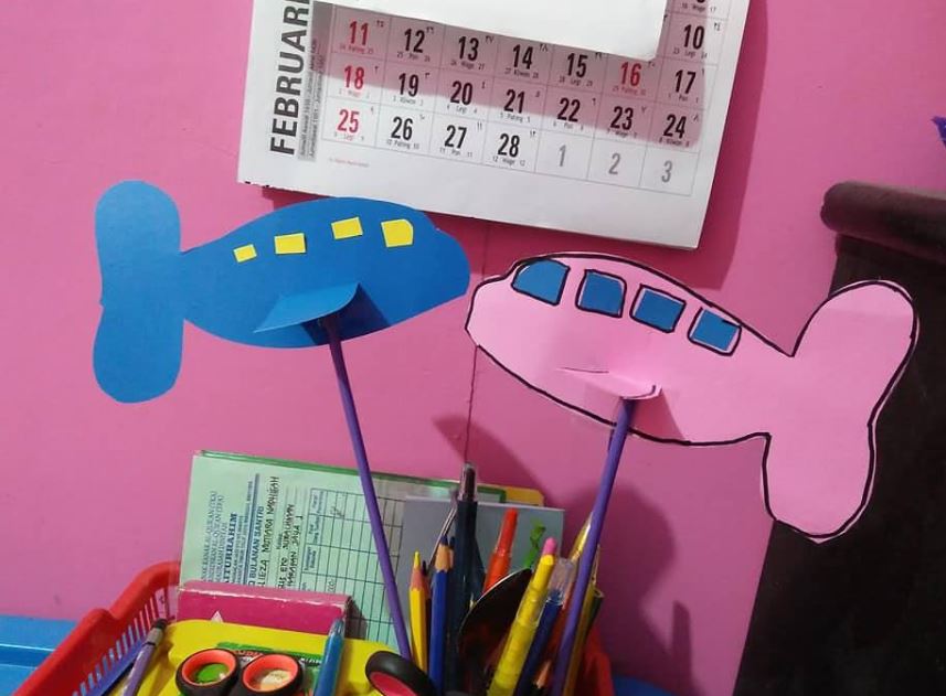 Detail Gambar Pesawat Terbang Untuk Anak Tk Nomer 50