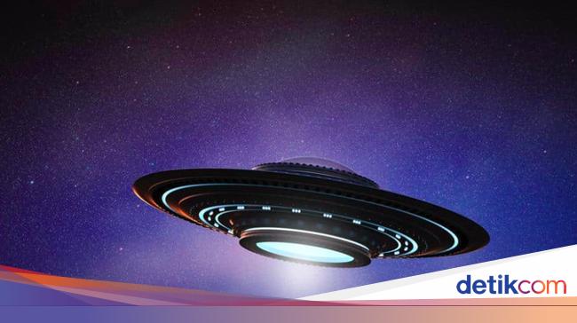 Detail Gambar Pesawat Ufo Nomer 43