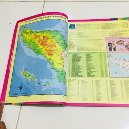 Detail Gambar Peta Dunia Di Buku Gambar Nomer 20