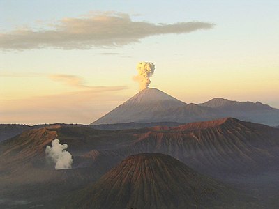 Detail Gambar Peta Indonesia Nama Gunung Dan Propinsi Nomer 35