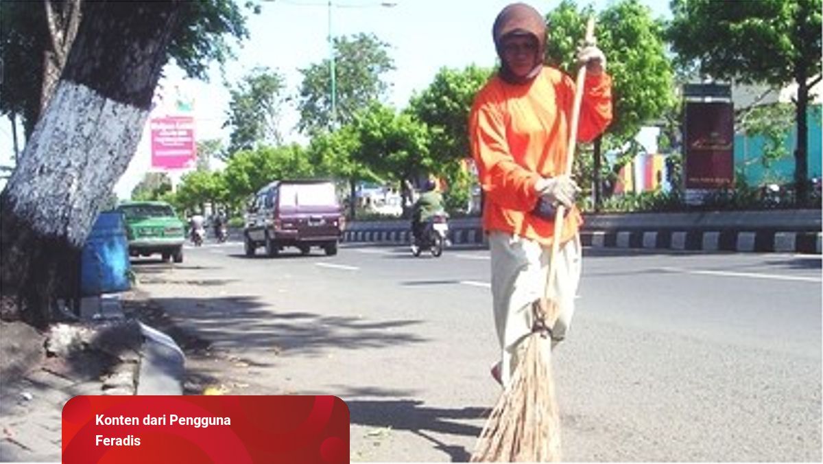 Detail Gambar Petugas Kebersihan Kelelahan Nomer 14