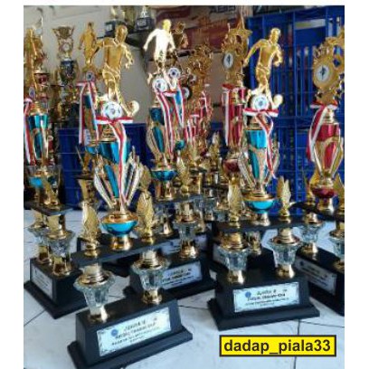 Detail Gambar Piala Futsal Nomer 32